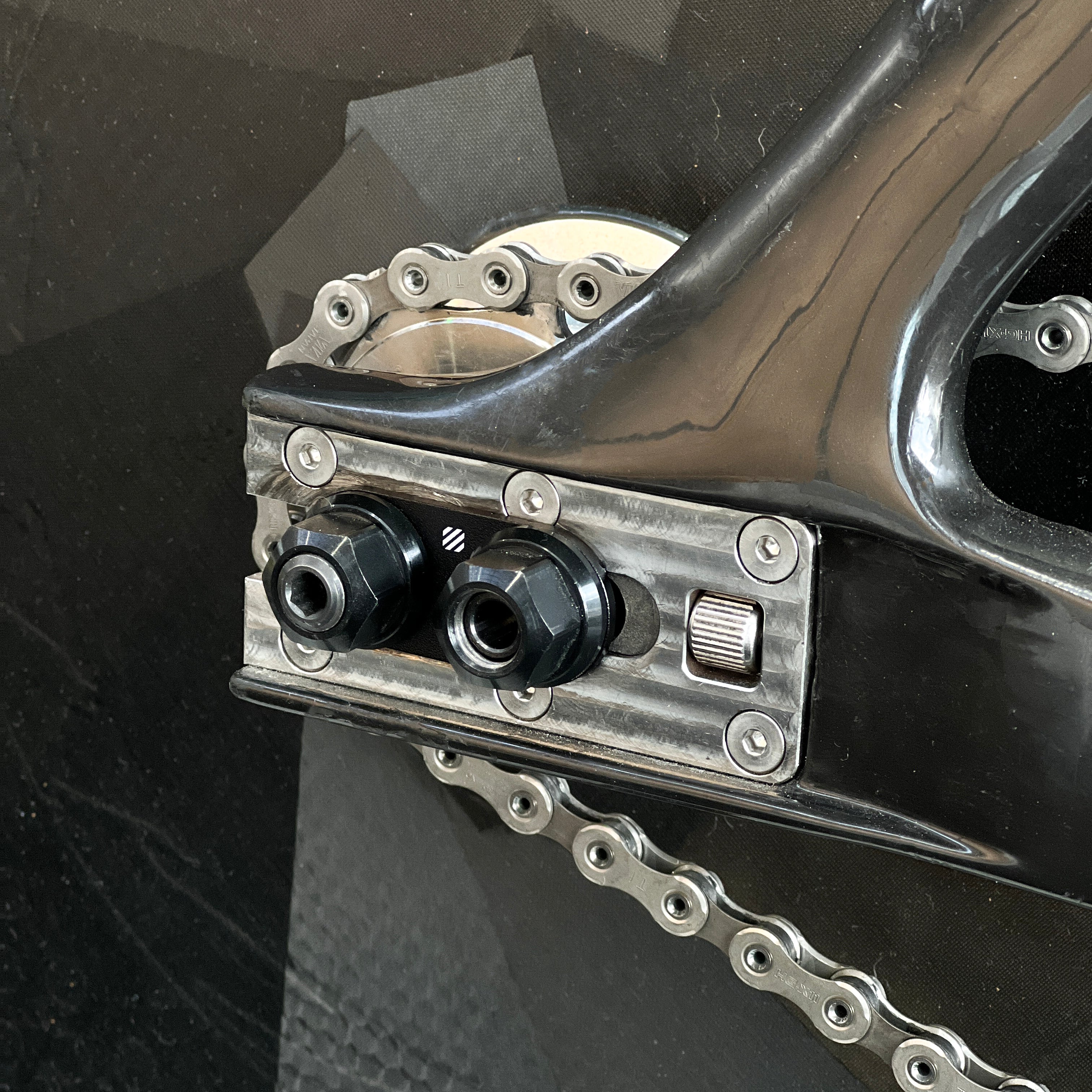 Velobike Axle Lock